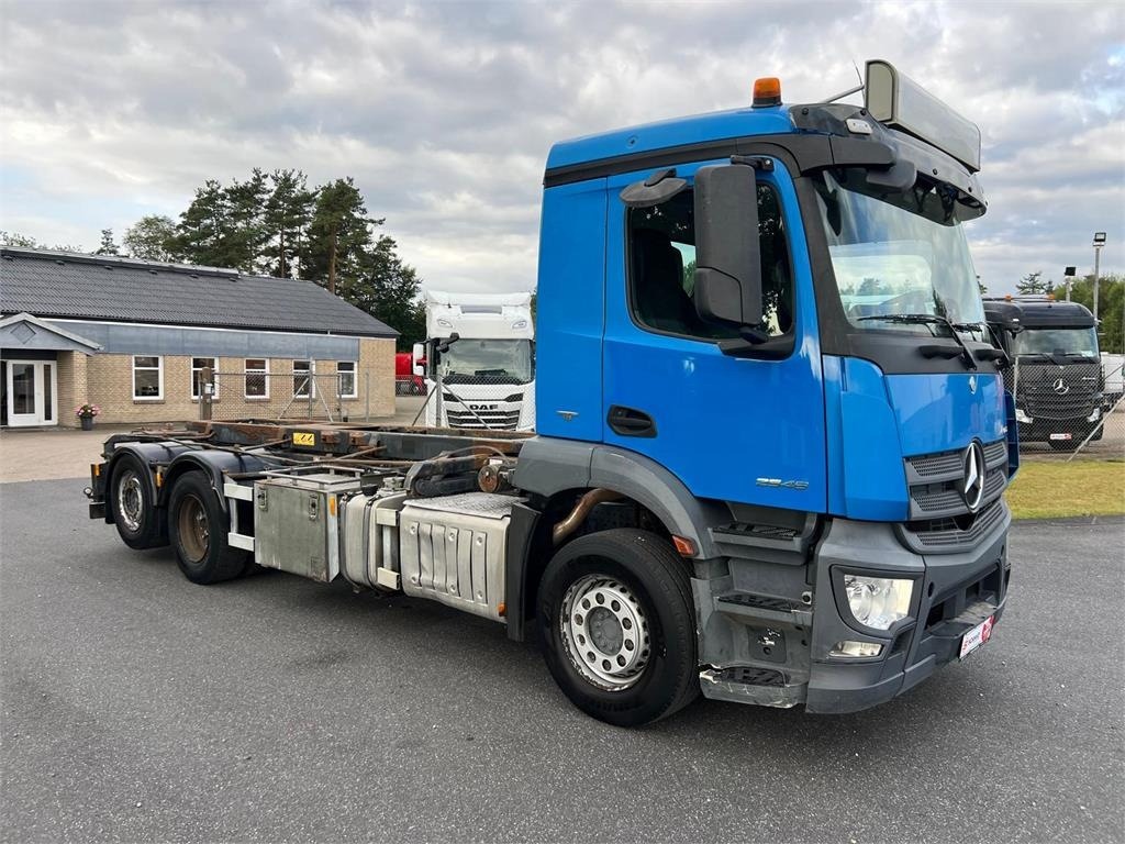 Mercedes-Benz Antos 2546 L - Camião multibenne: foto 3 Mercedes-Benz Antos 2546 L - Camião multibenne: foto 3