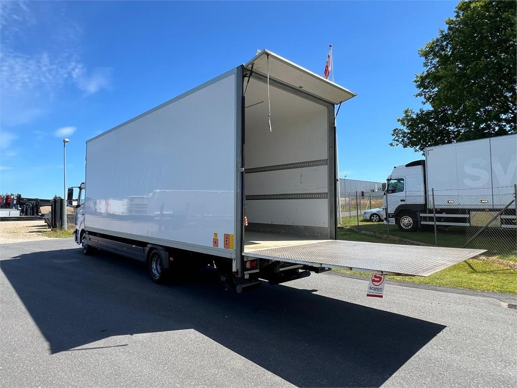 Mercedes-Benz Atego 1224 LnR - Camião furgão: foto 4 Mercedes-Benz Atego 1224 LnR - Camião furgão: foto 4