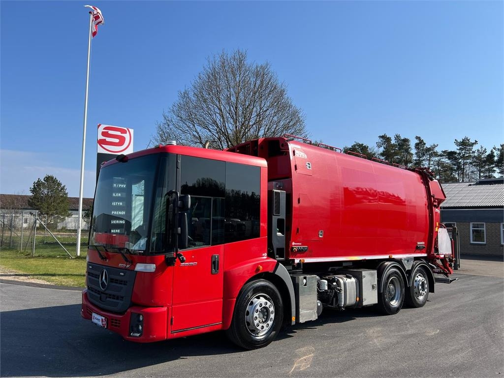 Mercedes-Benz Econic 2630L ENA 4 kammer NTM - Caminhão de lixo: foto 2 Mercedes-Benz Econic 2630L ENA 4 kammer NTM - Caminhão de lixo: foto 2
