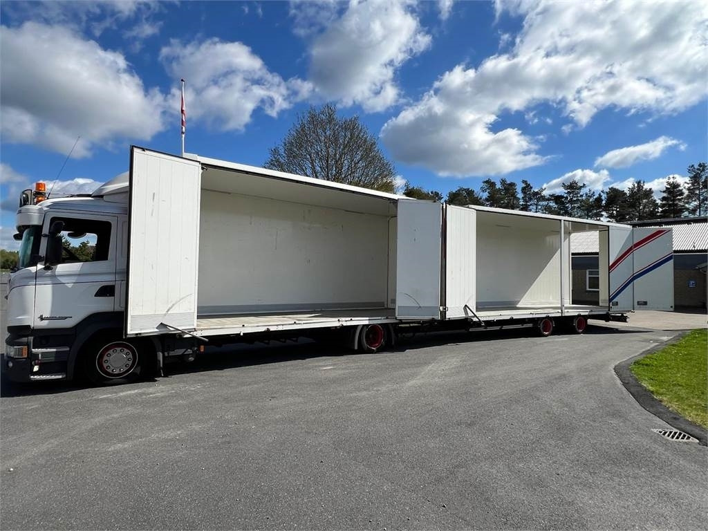 Scania R410 DB 4x2 MLB + tandem trailer 121m3 - Camião furgão: foto 1 Scania R410 DB 4x2 MLB + tandem trailer 121m3 - Camião furgão: foto 1