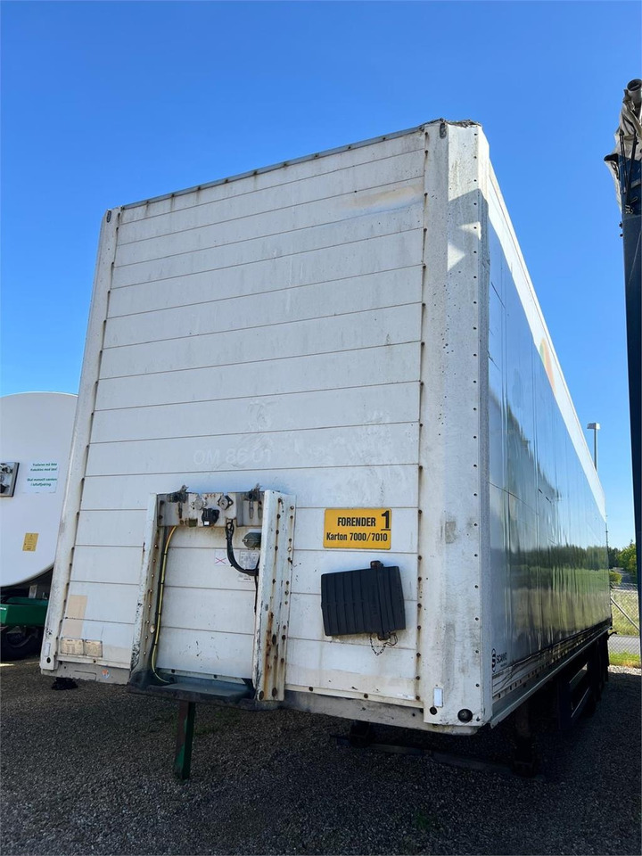 Schmitz 13,6 mtr boks - Semi-reboque furgão: foto 1 Schmitz 13,6 mtr boks - Semi-reboque furgão: foto 1