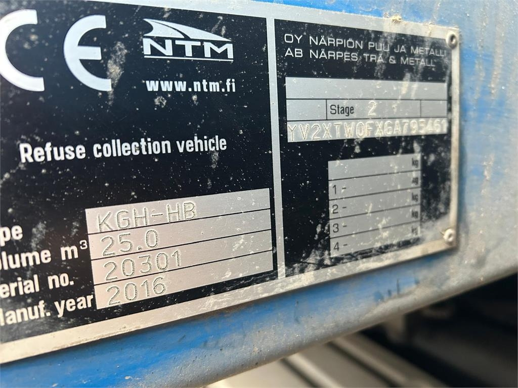 Volvo FM420 8x2*6 Trippel NTM 25m3 - Caminhão de lixo: foto 2 Volvo FM420 8x2*6 Trippel NTM 25m3 - Caminhão de lixo: foto 2