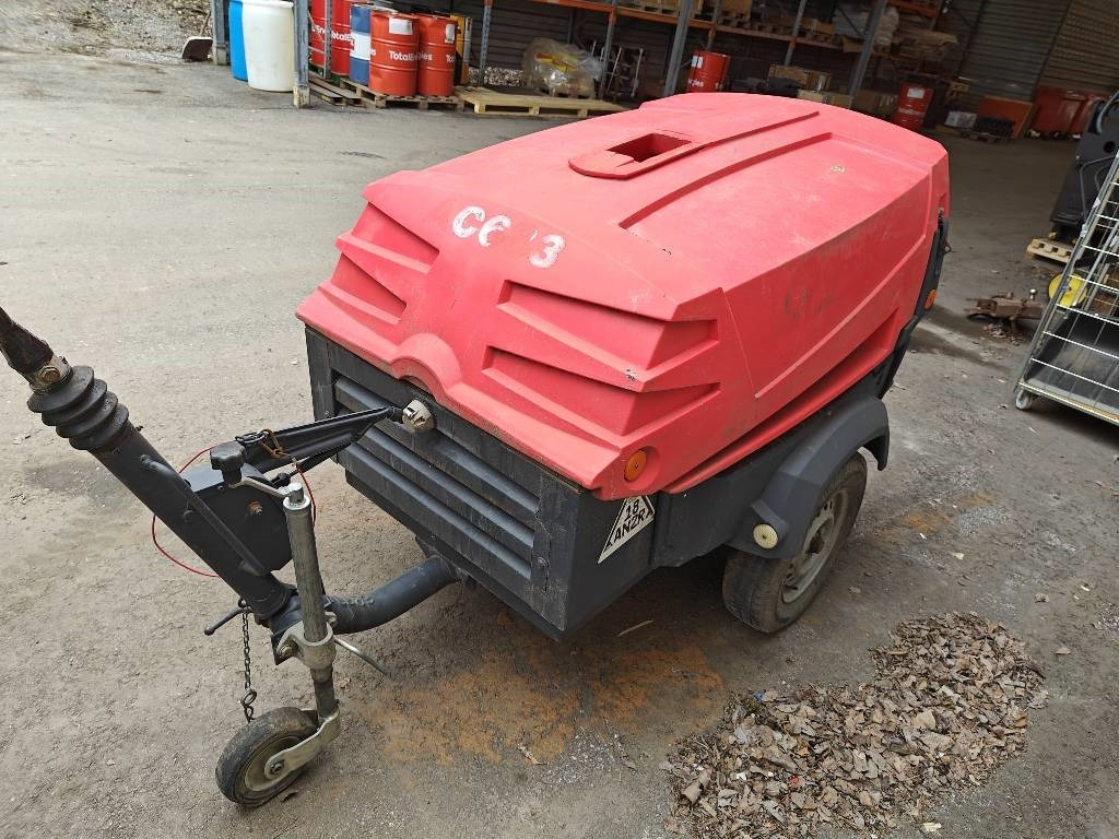 Atlas Copco XAS 47 - Compressor de ar: foto 2 Atlas Copco XAS 47 - Compressor de ar: foto 2