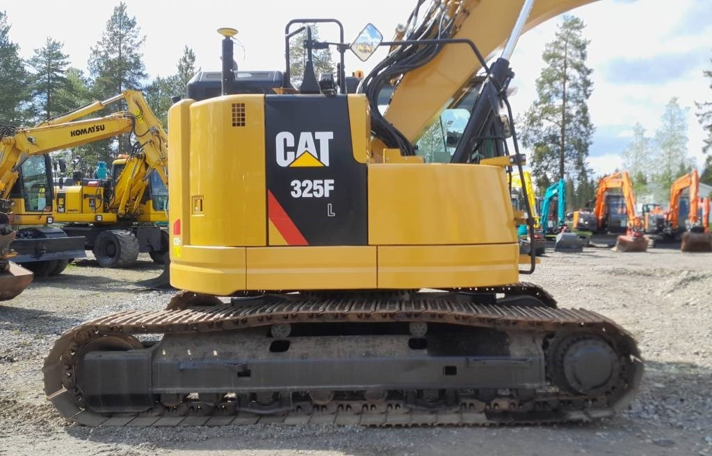 CAT 325FLCR PYÖRITTÄJÄLLLÄ - Escavadora de rastos: foto 5 CAT 325FLCR PYÖRITTÄJÄLLLÄ - Escavadora de rastos: foto 5