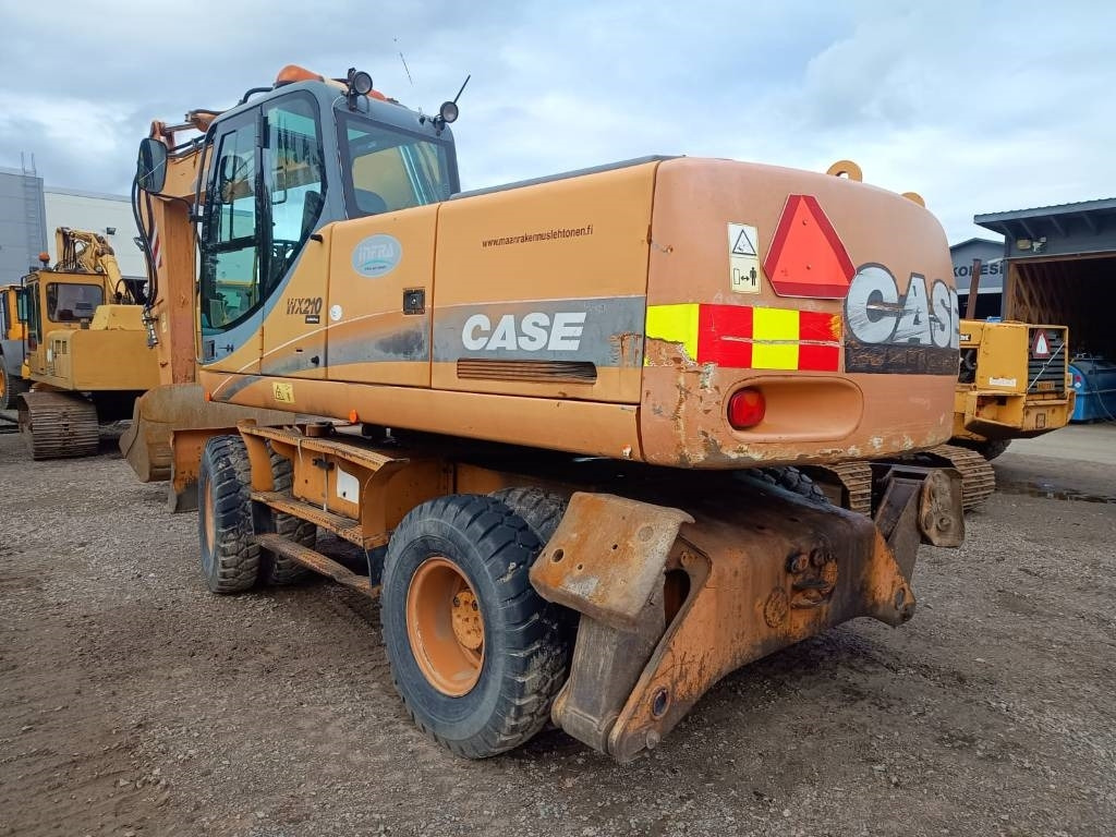 Case WX210 PYÖRITTÄJÄLLÄ  - Escavadeira de rodas: foto 3 Case WX210 PYÖRITTÄJÄLLÄ  - Escavadeira de rodas: foto 3