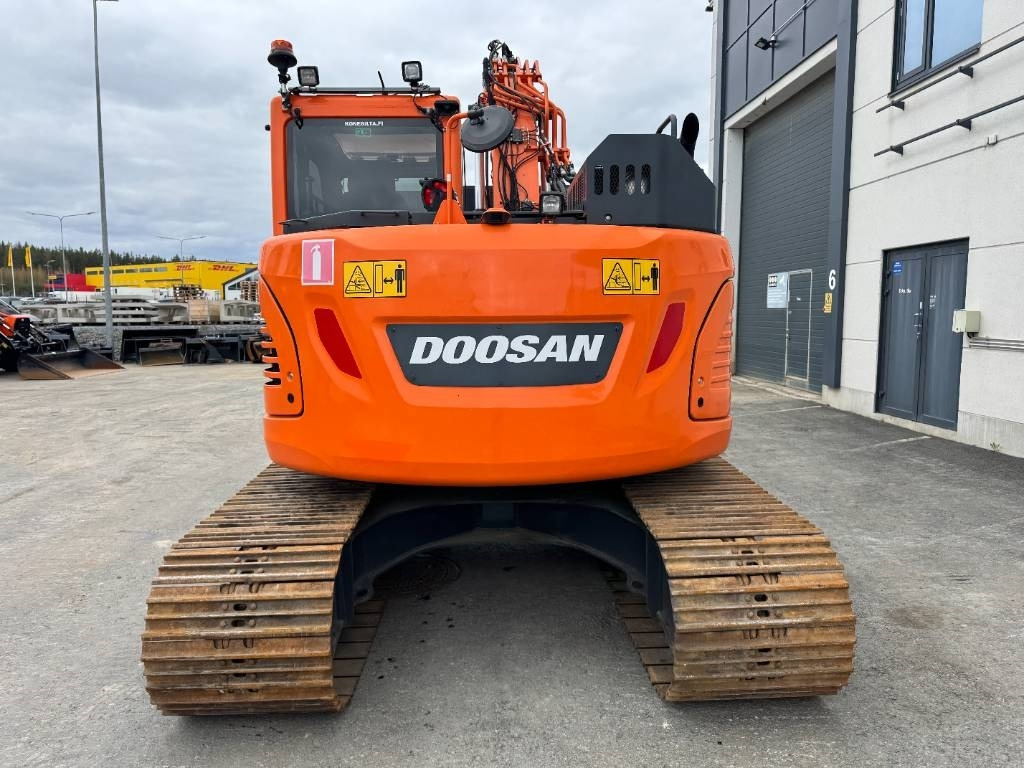 Doosan DX 140 LCR-5 Pyörittäjällä - Escavadora de rastos: foto 4 Doosan DX 140 LCR-5 Pyörittäjällä - Escavadora de rastos: foto 4
