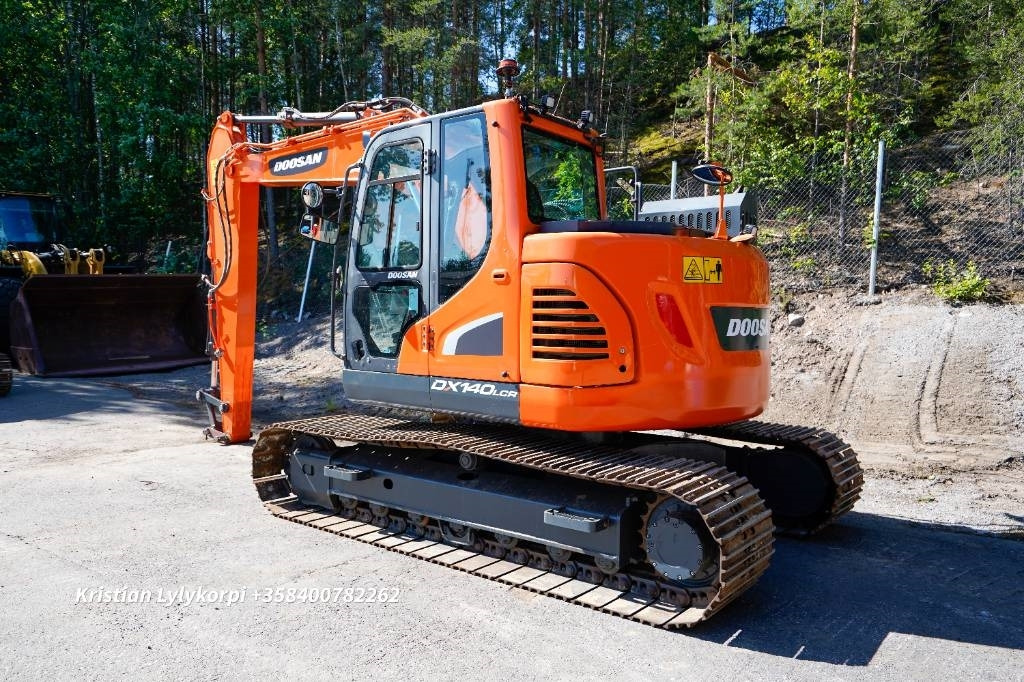 Doosan DX140LCR-5 - Escavadora de rastos: foto 2 Doosan DX140LCR-5 - Escavadora de rastos: foto 2