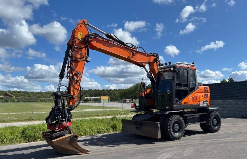 Doosan DX165W-5 Tulossa Pirkkala - Escavadeira de rodas: foto 1 Doosan DX165W-5 Tulossa Pirkkala - Escavadeira de rodas: foto 1