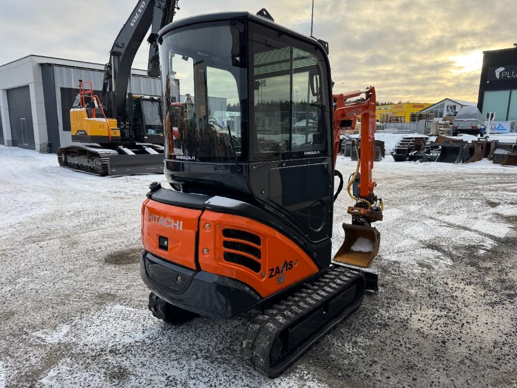 Hitachi MYYTY! SOLD! ZX 18-3 CLR Kallistaja ja pyöritys - Mini escavadeira: foto 5 Hitachi MYYTY! SOLD! ZX 18-3 CLR Kallistaja ja pyöritys - Mini escavadeira: foto 5