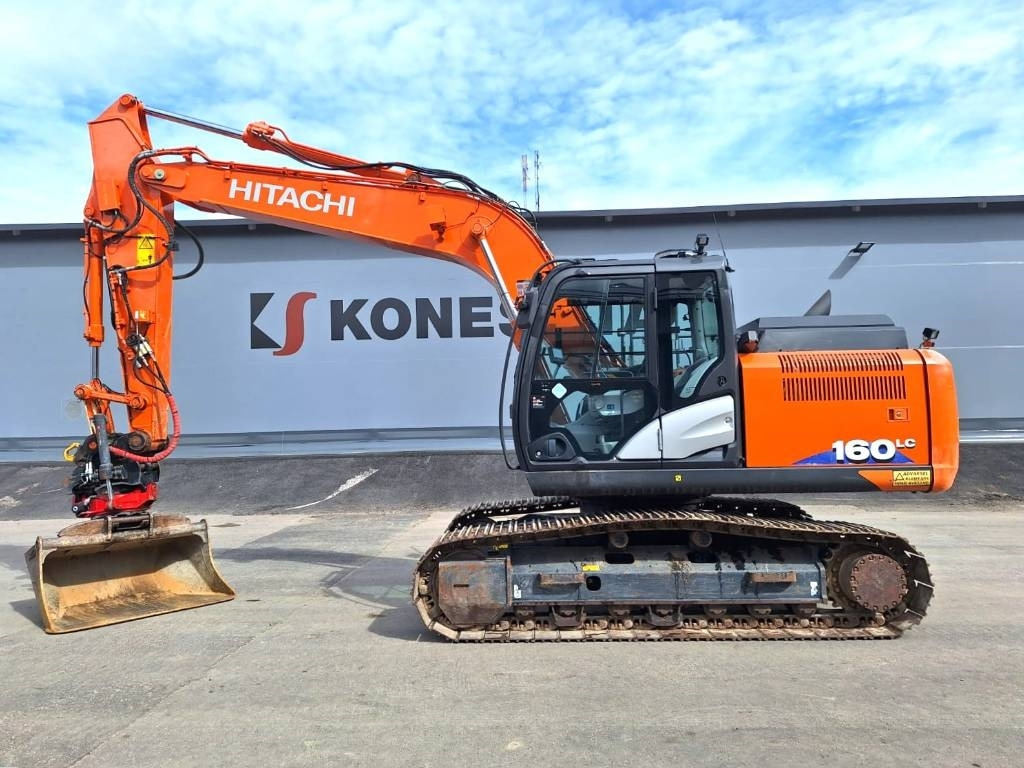 Hitachi ZX160LC-6 PYÖRITTÄJÄLLÄ - Escavadora de rastos: foto 1 Hitachi ZX160LC-6 PYÖRITTÄJÄLLÄ - Escavadora de rastos: foto 1
