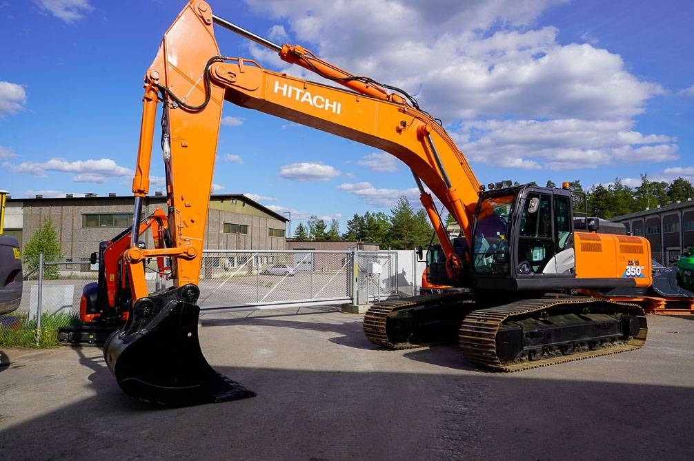 Hitachi ZX350LC-6 UUSI ALAKERTA - Escavadora de rastos: foto 2 Hitachi ZX350LC-6 UUSI ALAKERTA - Escavadora de rastos: foto 2
