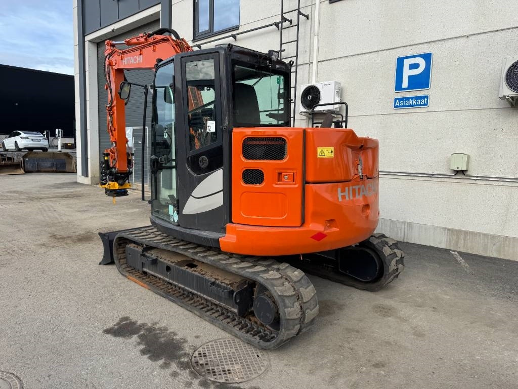 Hitachi ZX85USB-6, Uudella engcon EC209 tiltillä  - Mini escavadeira: foto 3 Hitachi ZX85USB-6, Uudella engcon EC209 tiltillä  - Mini escavadeira: foto 3