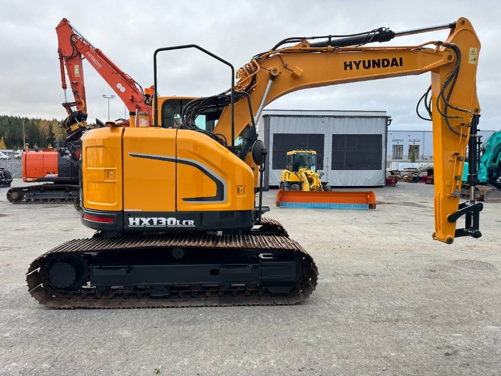 Escavadora de rastos Hyundai HX130LCR: foto 6