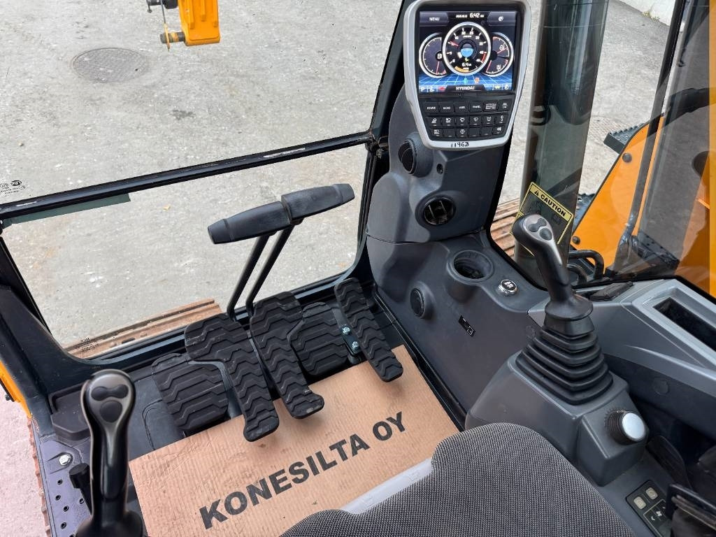 Escavadora de rastos Hyundai HX130LCR: foto 15