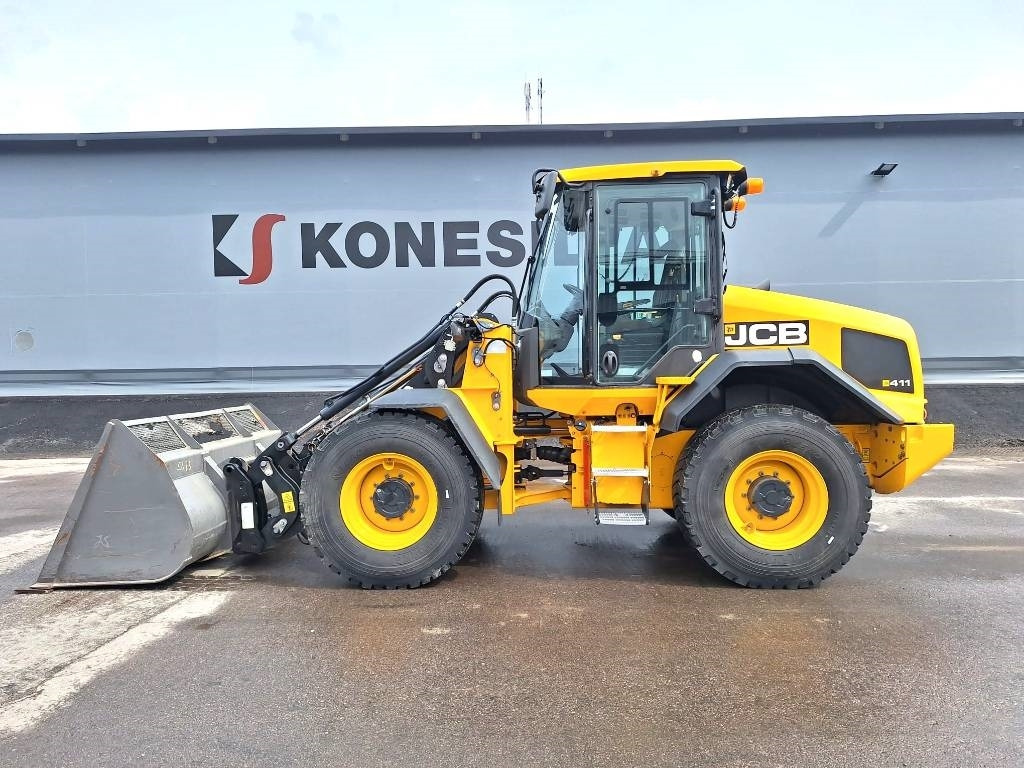 JCB MYYTY! SOLD! 411HT T4F HYVÄT RENKAAT YM. - Pá carregadora de rodas: foto 1 JCB MYYTY! SOLD! 411HT T4F HYVÄT RENKAAT YM. - Pá carregadora de rodas: foto 1
