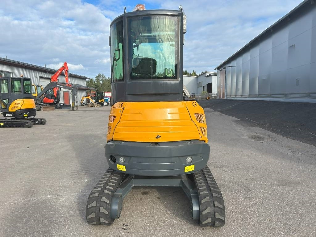 JPC HT25 HYTILLÄ - Mini escavadeira: foto 3 JPC HT25 HYTILLÄ - Mini escavadeira: foto 3