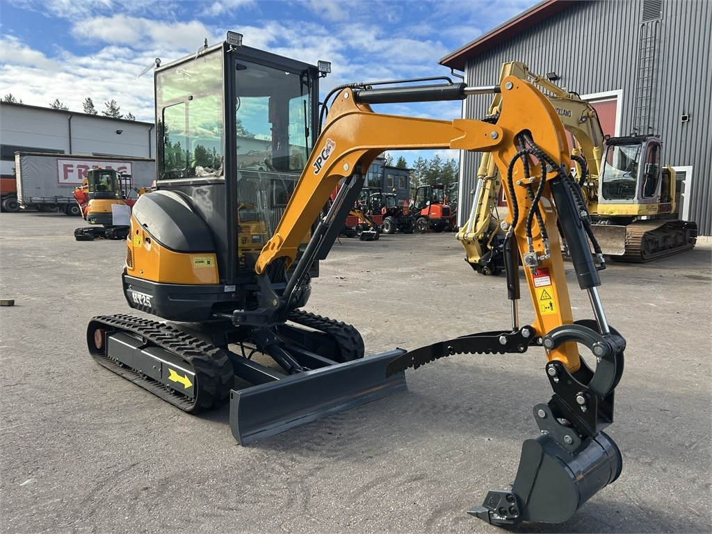 JPC HT25 HYTILLÄ - Mini escavadeira: foto 5 JPC HT25 HYTILLÄ - Mini escavadeira: foto 5