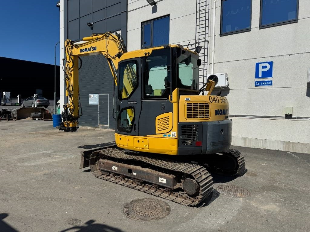 Komatsu PC88MR-8 PYÖRITTÄJÄLLÄ - Mini escavadeira: foto 3 Komatsu PC88MR-8 PYÖRITTÄJÄLLÄ - Mini escavadeira: foto 3