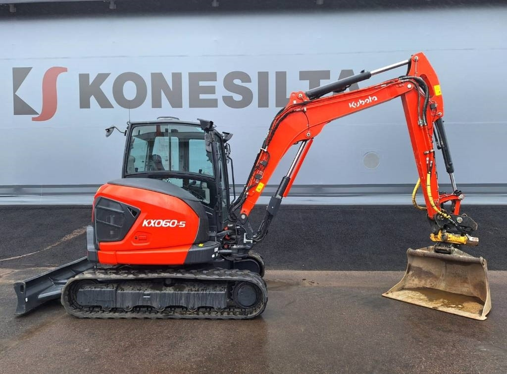Kubota KX060-5 PYÖRITTÄJÄ, RASVARI YM. - Mini escavadeira: foto 4 Kubota KX060-5 PYÖRITTÄJÄ, RASVARI YM. - Mini escavadeira: foto 4