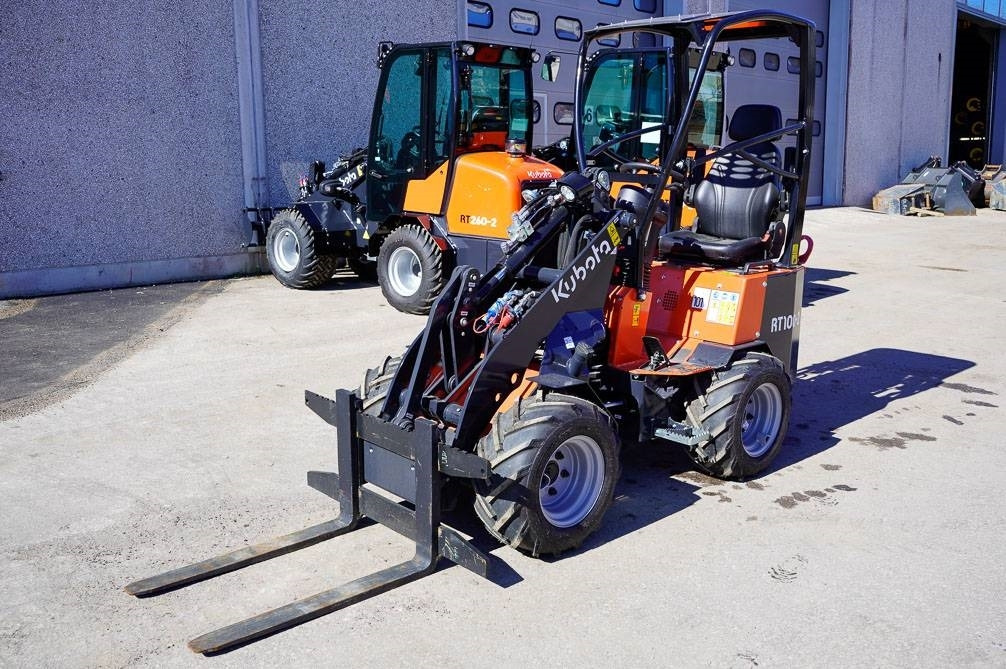 Kubota RT100-2 - Carregadora articulada: foto 2 Kubota RT100-2 - Carregadora articulada: foto 2