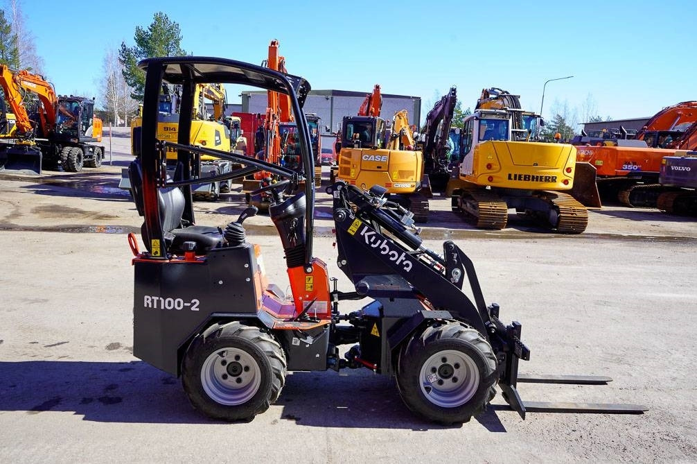 Kubota RT100-2 - Carregadora articulada: foto 5 Kubota RT100-2 - Carregadora articulada: foto 5