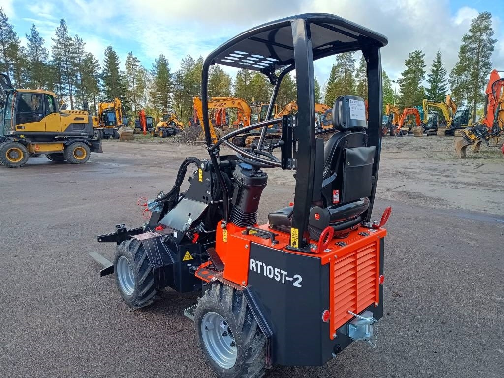 Kubota RT105-2 TELEPUOMI - Carregadora articulada: foto 5 Kubota RT105-2 TELEPUOMI - Carregadora articulada: foto 5