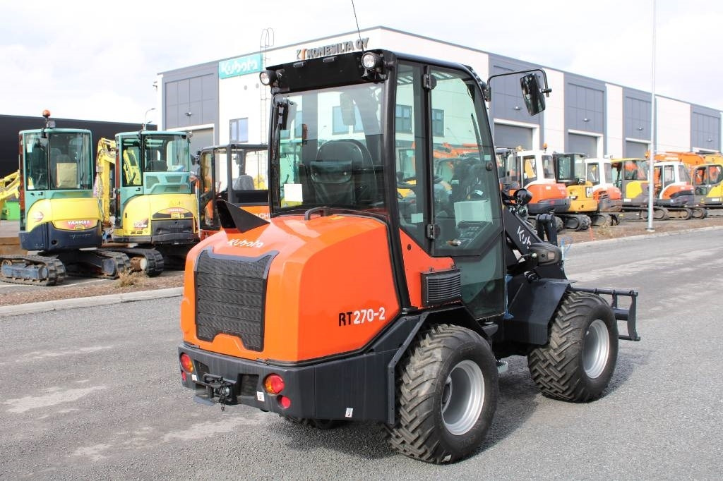 Kubota RT270-2 UUSI - Carregadora articulada: foto 4 Kubota RT270-2 UUSI - Carregadora articulada: foto 4