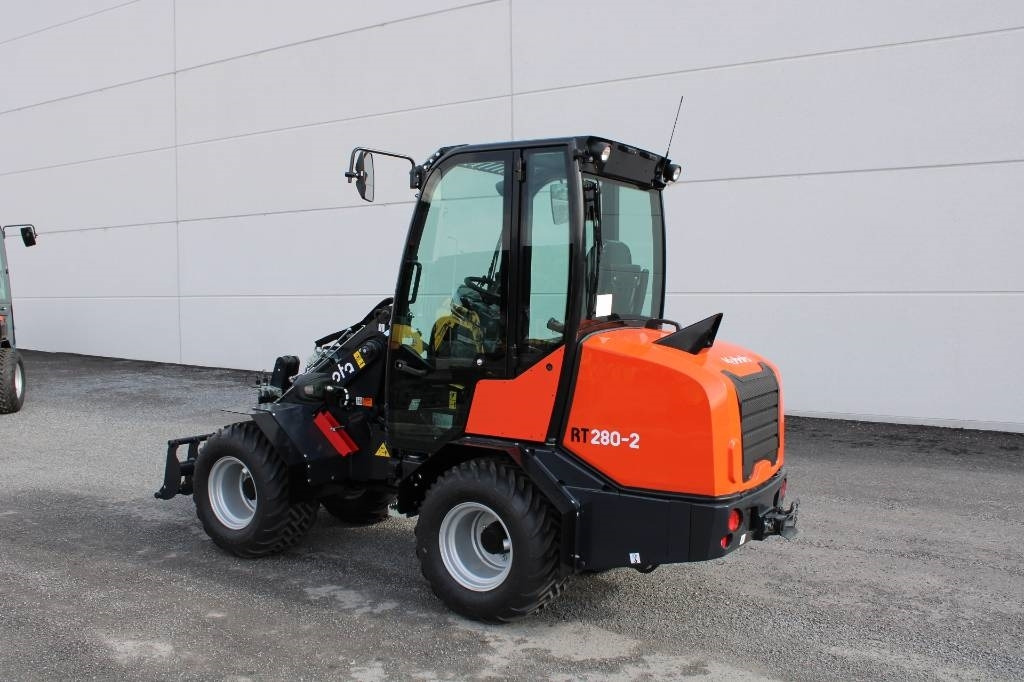Kubota RT280-2 UUSI - Carregadora articulada: foto 2 Kubota RT280-2 UUSI - Carregadora articulada: foto 2