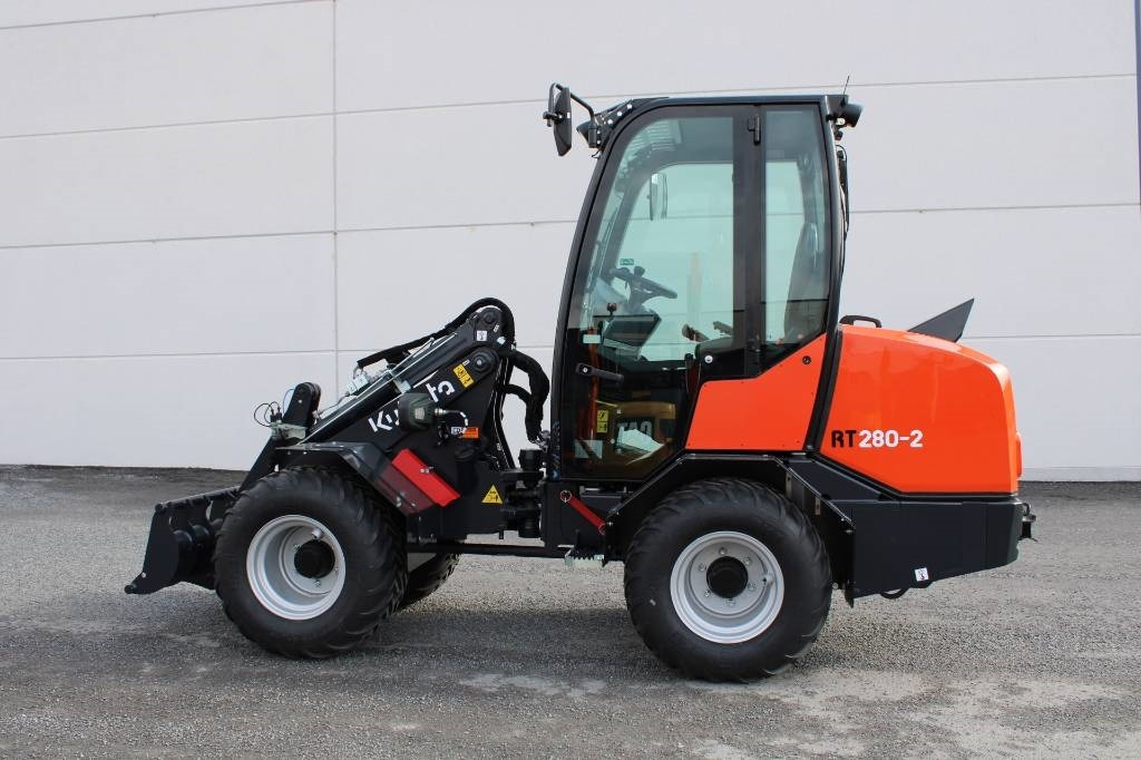 Kubota RT280-2 UUSI - Carregadora articulada: foto 1 Kubota RT280-2 UUSI - Carregadora articulada: foto 1