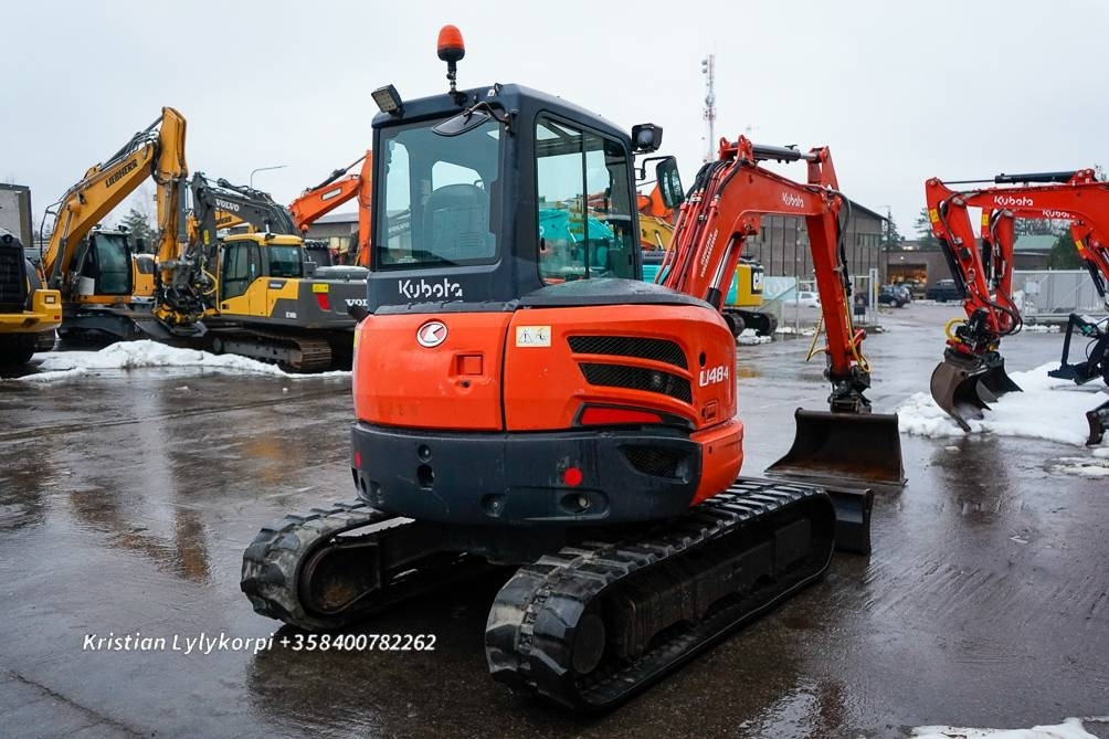 Kubota U48-4 kallistajalla - Mini escavadeira: foto 5 Kubota U48-4 kallistajalla - Mini escavadeira: foto 5