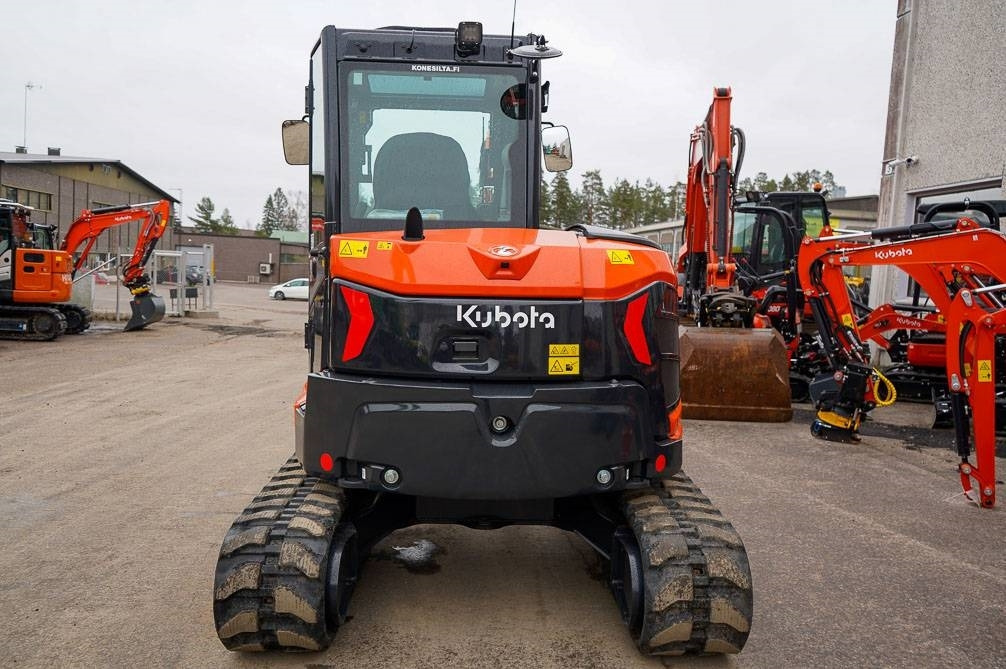 Mini escavadeira Kubota U56-5 VALMIIKSI VARUSTELTU: foto 9