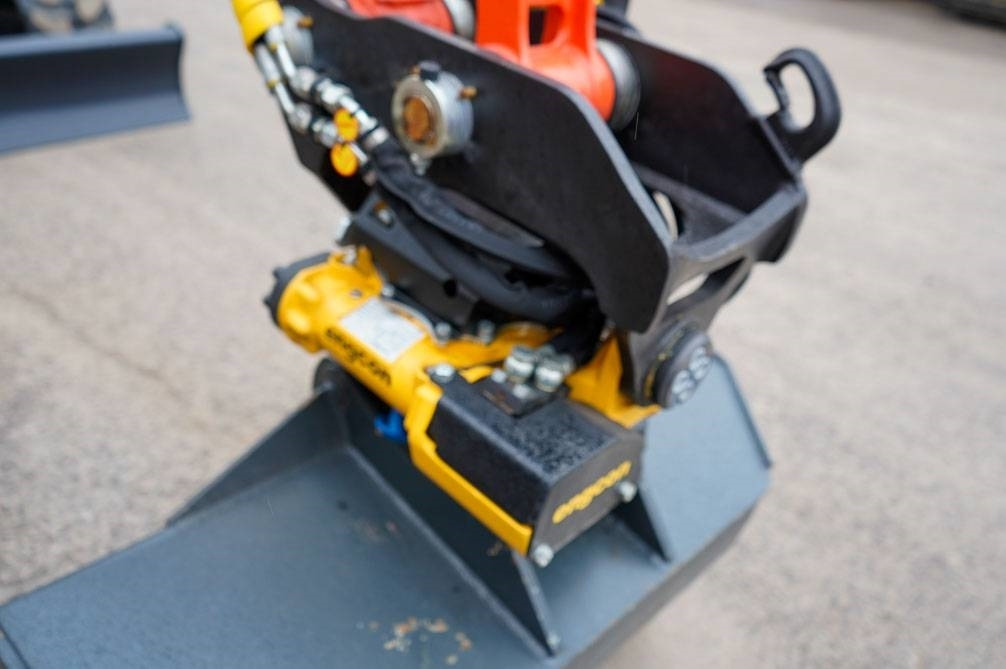 Mini escavadeira Kubota U56-5 VALMIIKSI VARUSTELTU: foto 16