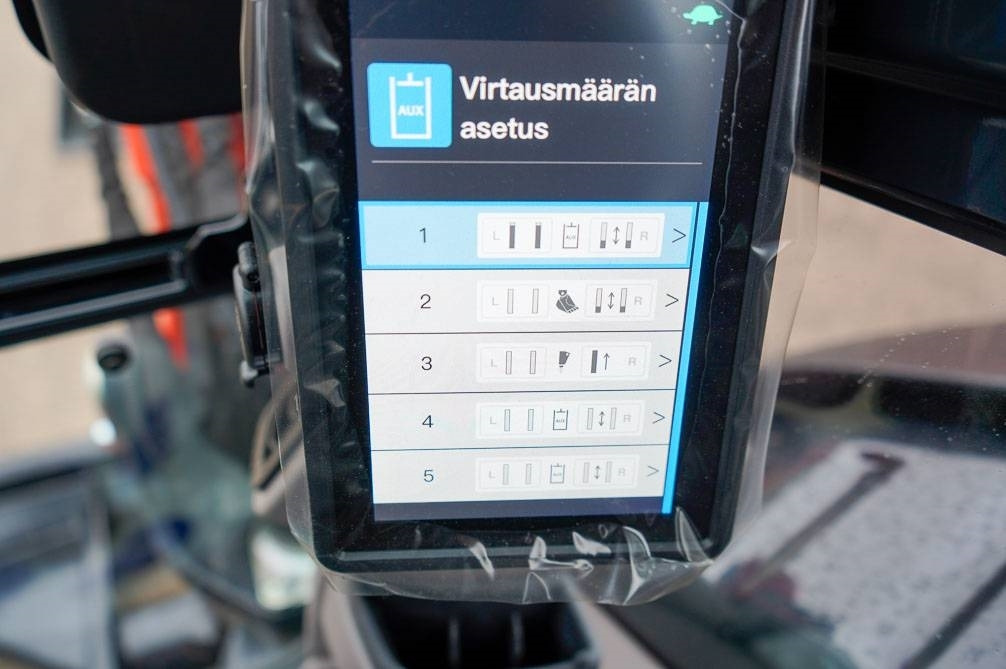 Mini escavadeira Kubota U56-5 VALMIIKSI VARUSTELTU: foto 26