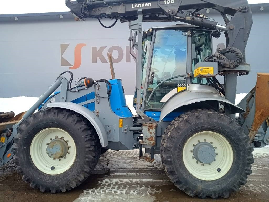 Lännen 8600G NOSTIN, HENKILÖKORI, PYÖRITTÄJÄ YM. - Retroescavadeira: foto 2 Lännen 8600G NOSTIN, HENKILÖKORI, PYÖRITTÄJÄ YM. - Retroescavadeira: foto 2