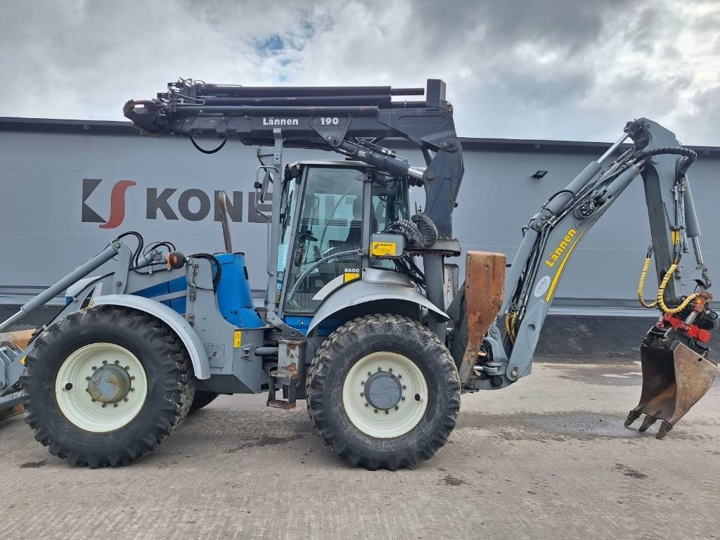 Lännen 8600G NOSTIN, HENKILÖKORI, PYÖRITTÄJÄ YM. - Retroescavadeira: foto 4 Lännen 8600G NOSTIN, HENKILÖKORI, PYÖRITTÄJÄ YM. - Retroescavadeira: foto 4