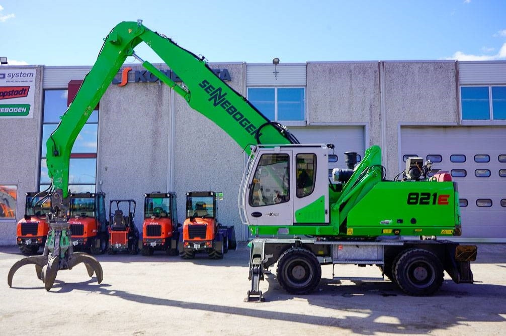 Manipulador de material Sennebogen 821E SIPULIKOURALLA: foto 1