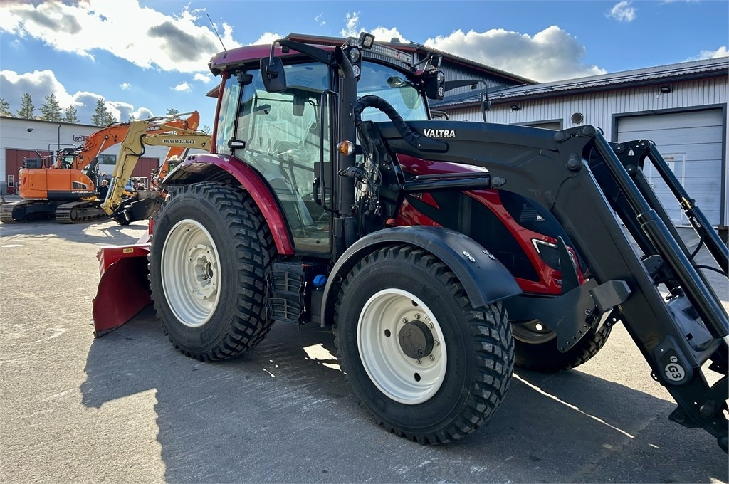 Locação financeira de Valtra MYYTY!!SOLD!!A94 KAUHA+LUMILINKO  Valtra MYYTY!!SOLD!!A94 KAUHA+LUMILINKO: foto 10