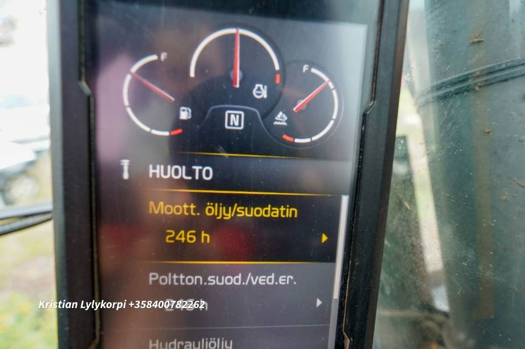 Escavadeira de rodas Volvo EWR150E ROTOTILTILLÄ: foto 25