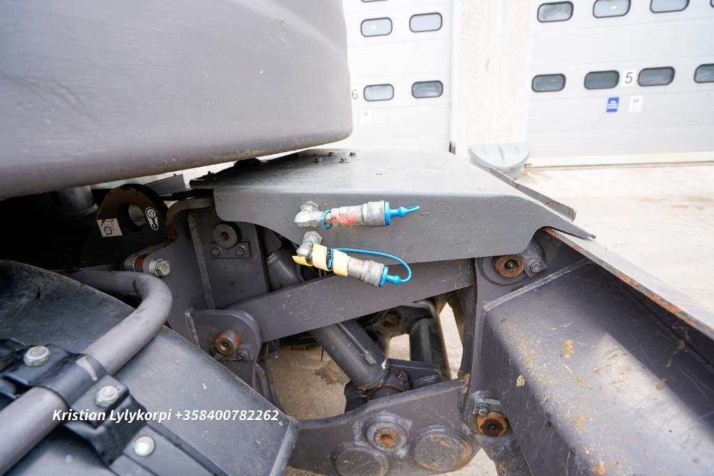 Escavadeira de rodas Volvo EWR150E ROTOTILTILLÄ: foto 15