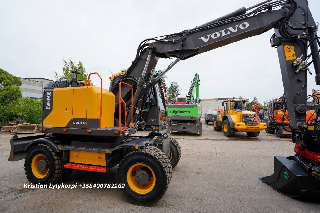 Escavadeira de rodas Volvo EWR150E ROTOTILTILLÄ: foto 7