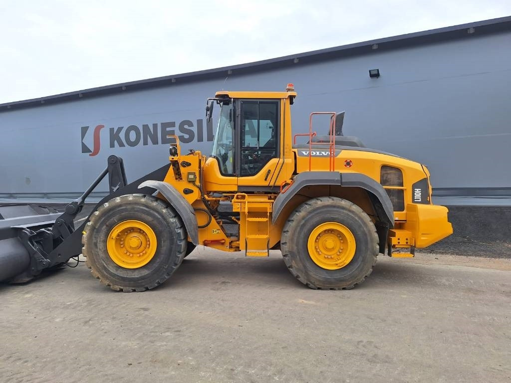 Volvo L110H MYYTY! SOLD! LONG BOOM, VAAKA, YM - Pá carregadora de rodas: foto 2 Volvo L110H MYYTY! SOLD! LONG BOOM, VAAKA, YM - Pá carregadora de rodas: foto 2