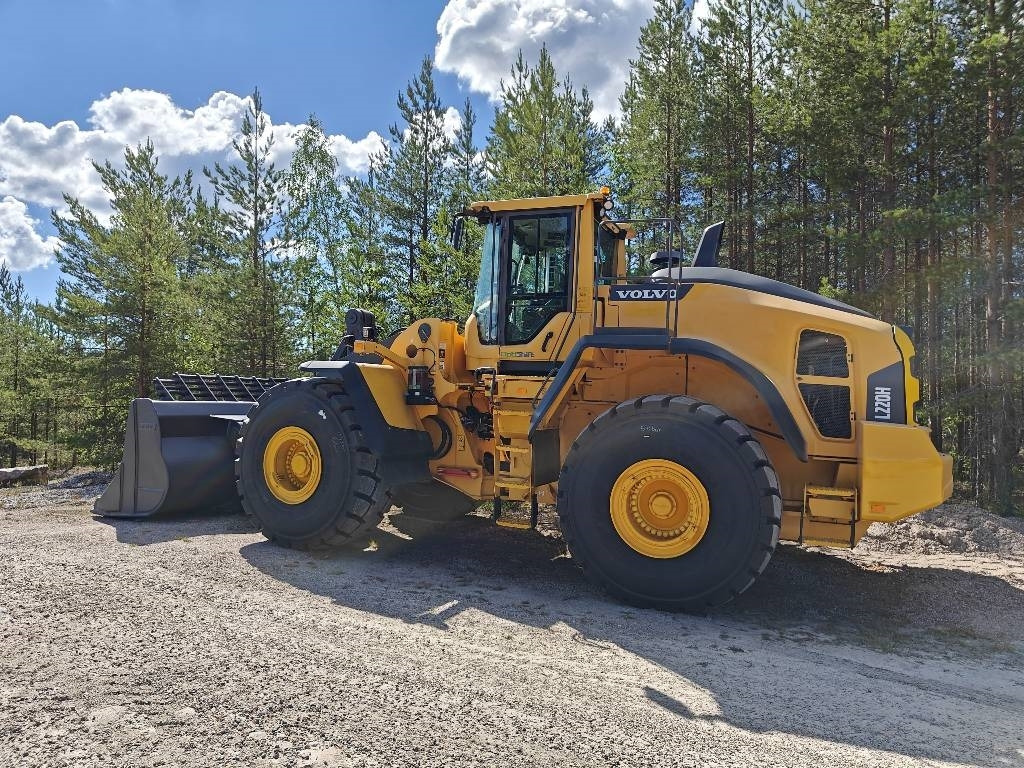 Volvo L220H MYYTY!!SOLD!! - Pá carregadora de rodas: foto 2 Volvo L220H MYYTY!!SOLD!! - Pá carregadora de rodas: foto 2