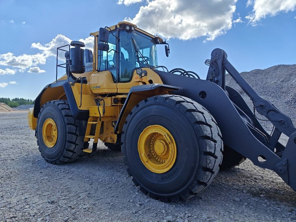 Volvo L220H MYYTY!!SOLD!! - Pá carregadora de rodas: foto 5 Volvo L220H MYYTY!!SOLD!! - Pá carregadora de rodas: foto 5