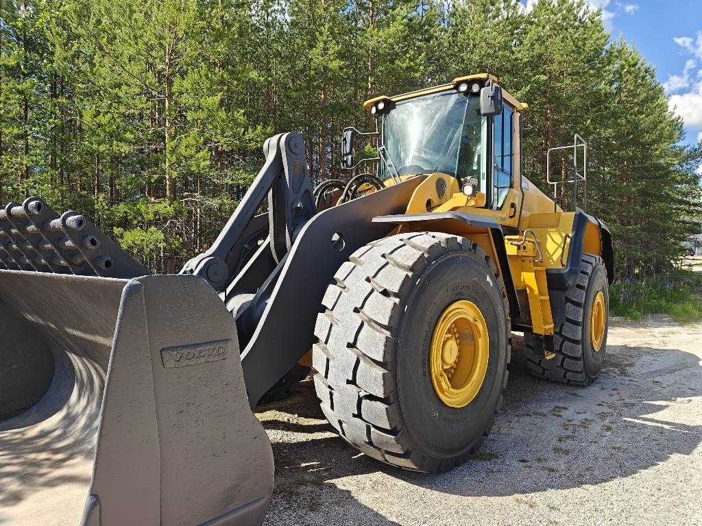 Volvo L220H MYYTY!!SOLD!! - Pá carregadora de rodas: foto 3 Volvo L220H MYYTY!!SOLD!! - Pá carregadora de rodas: foto 3