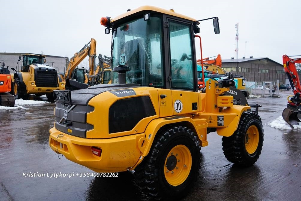 Volvo L30HS UUSI AJAMATON - Pá carregadora de rodas: foto 5 Volvo L30HS UUSI AJAMATON - Pá carregadora de rodas: foto 5