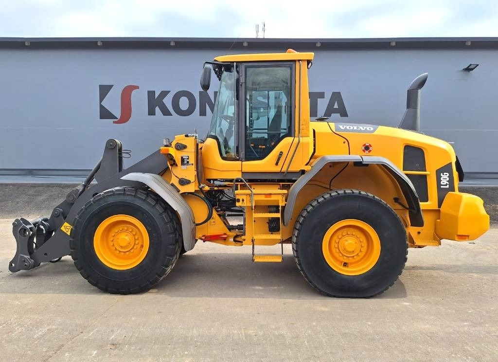 Volvo L90G RASVARI, YM. - Pá carregadora de rodas: foto 1 Volvo L90G RASVARI, YM. - Pá carregadora de rodas: foto 1
