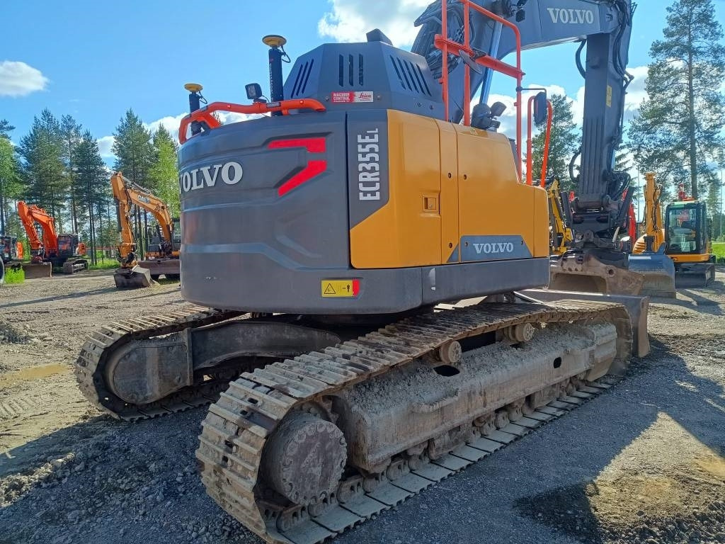 Volvo MYYTY! SOLD! ECR355E DOZER PYÖRITTÄJÄLLÄ - Escavadora de rastos: foto 4 Volvo MYYTY! SOLD! ECR355E DOZER PYÖRITTÄJÄLLÄ - Escavadora de rastos: foto 4