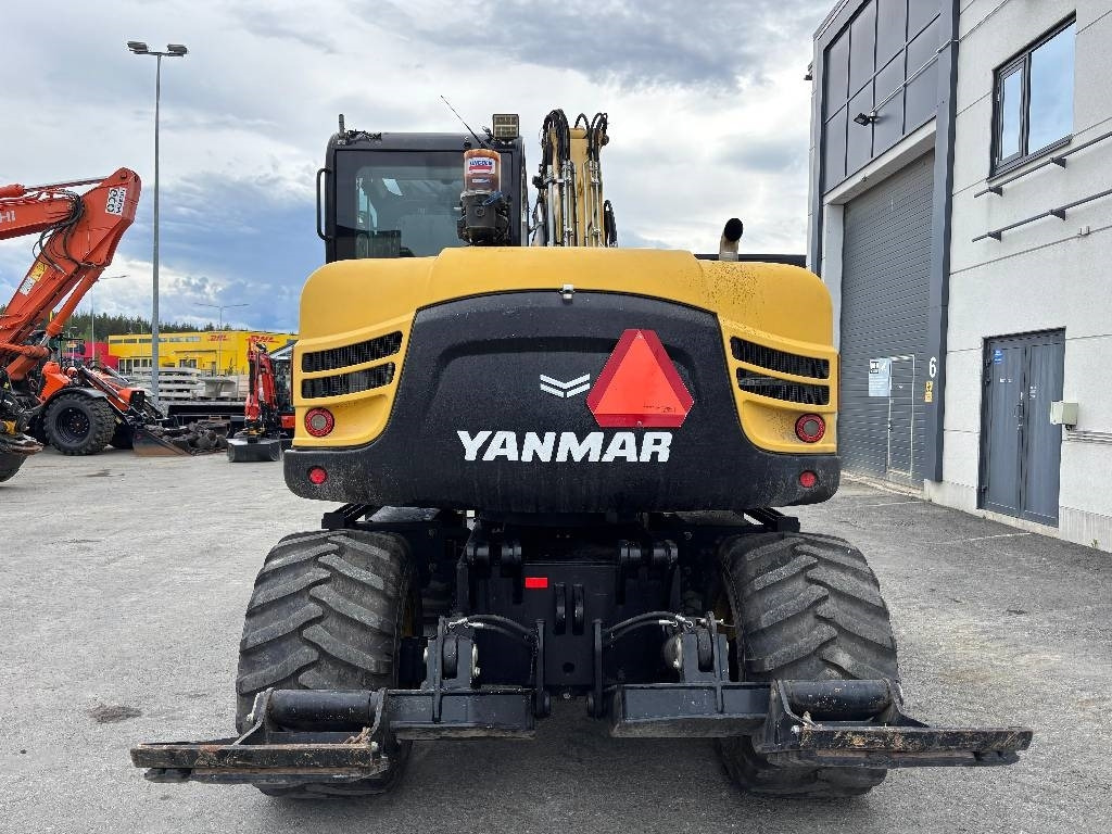 Yanmar B110W PYÖRITTÄJÄLLÄ  - Escavadeira de rodas: foto 3 Yanmar B110W PYÖRITTÄJÄLLÄ  - Escavadeira de rodas: foto 3