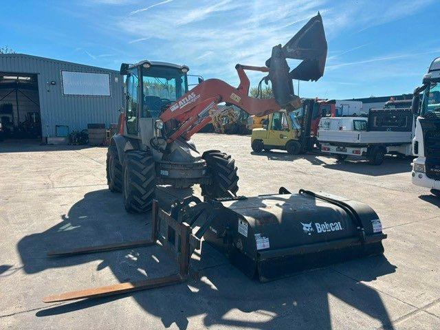 Atlas 75e S. Schaufel, Gabel, Bürste. - Pá carregadora de rodas: foto 4 Atlas 75e S. Schaufel, Gabel, Bürste. - Pá carregadora de rodas: foto 4