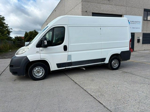 Fiat Ducato 2.3JTD. Klima. Tempomat. L2H2. - Furgão compacto: foto 2 Fiat Ducato 2.3JTD. Klima. Tempomat. L2H2. - Furgão compacto: foto 2